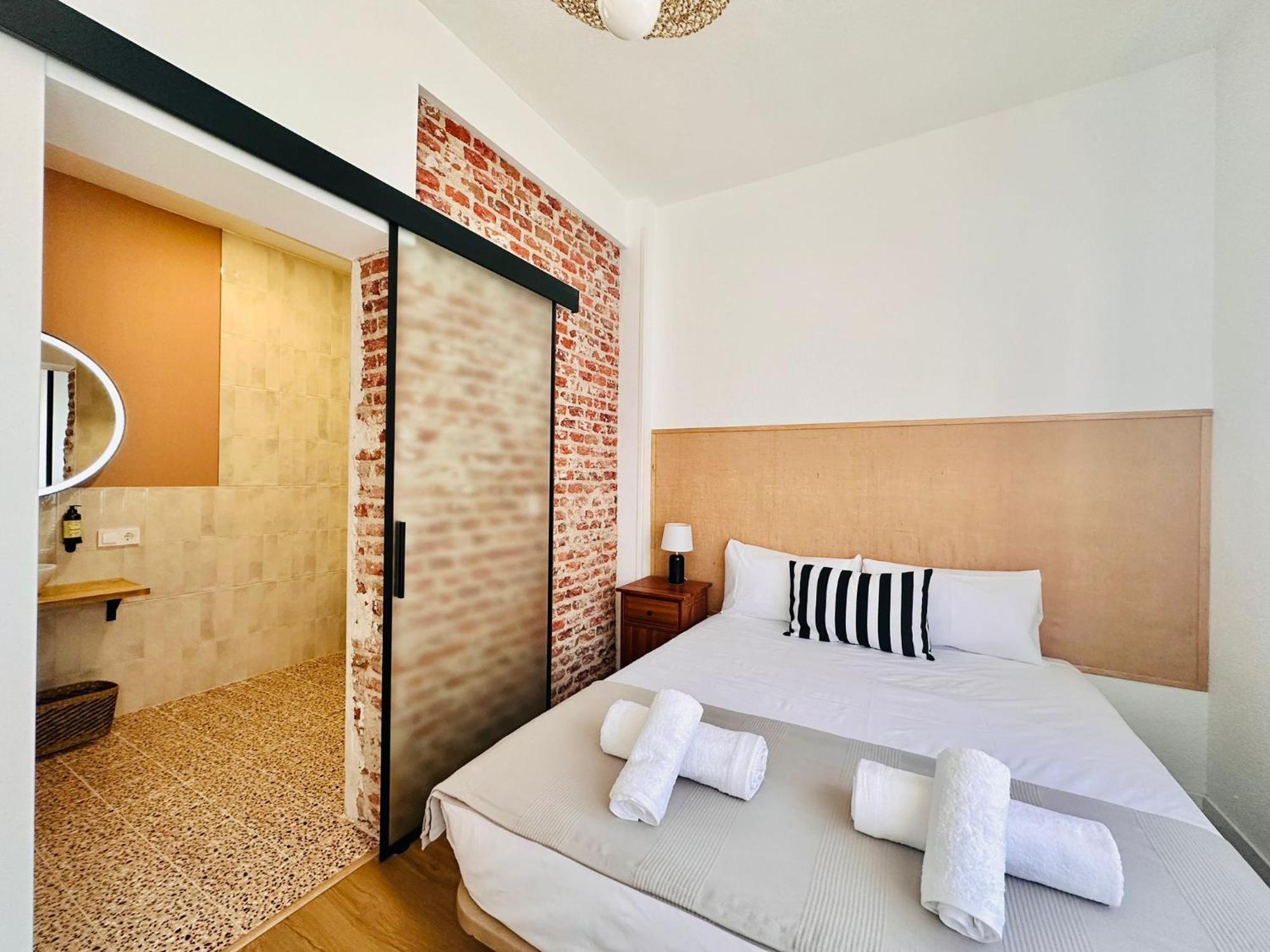 Autentic Boutique Moncloa Madrid Luaran gambar